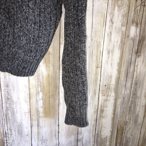 NWT Arizona Jeans Co. Grey Cable Knit Sweater - Picture 2 of 5
